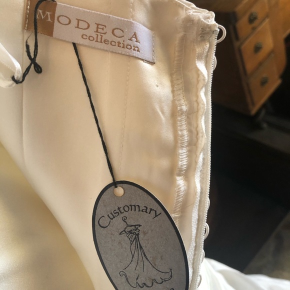 NWT Modeca Wedding Dress - Picture 7 of 8